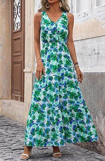 Elegante lange maxi jurk zonder mouwen met vloeiende uitstraling