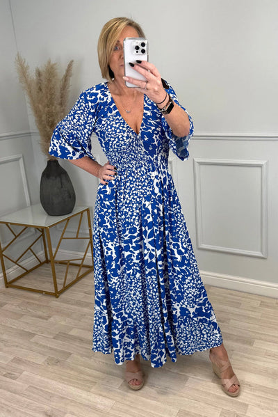 Lange casual damesjurk met print korte mouwen en moderne halslijn