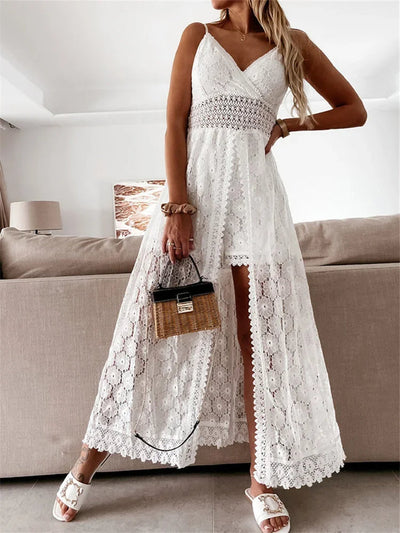 Korte zomer jumpsuit met fijne bandjes en vloeiende sleep