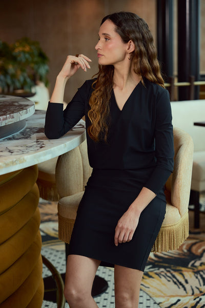 Tijdloze damesjurk met elegante halslijn en halflange mouwen voor elke gelegenheid
