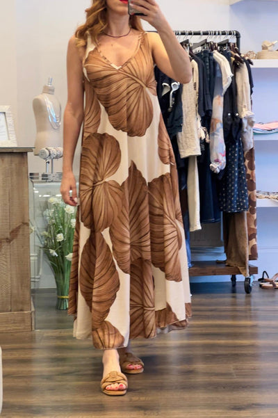 Casual maxi jurk met brede bandjes en elegante v hals