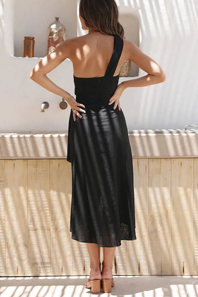Elegante dames midi jurk met overslag en asymmetrische zoom
