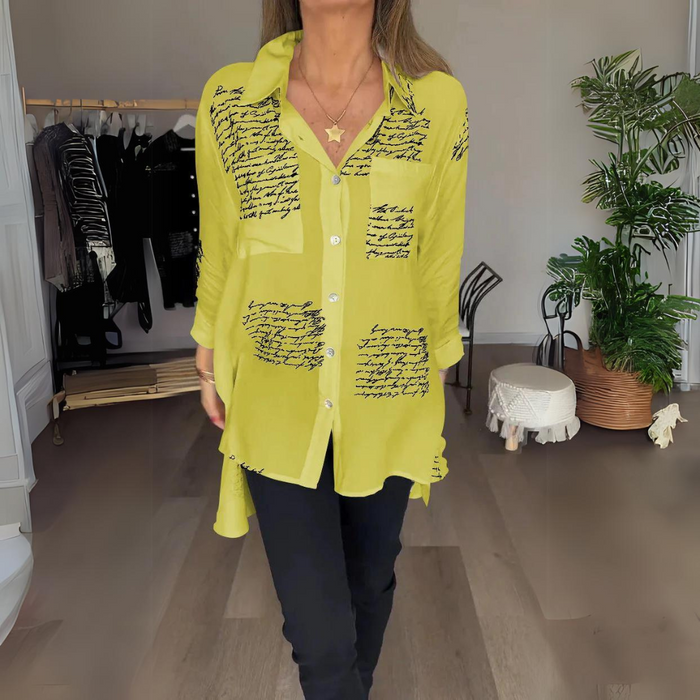 Zomerse damesblouse met lange mouwen en knoopsluiting