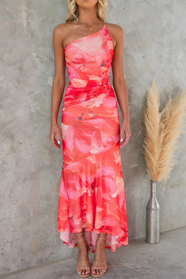 Maxi jurk met bloemenprint en geplooide details in asymmetrische stijl