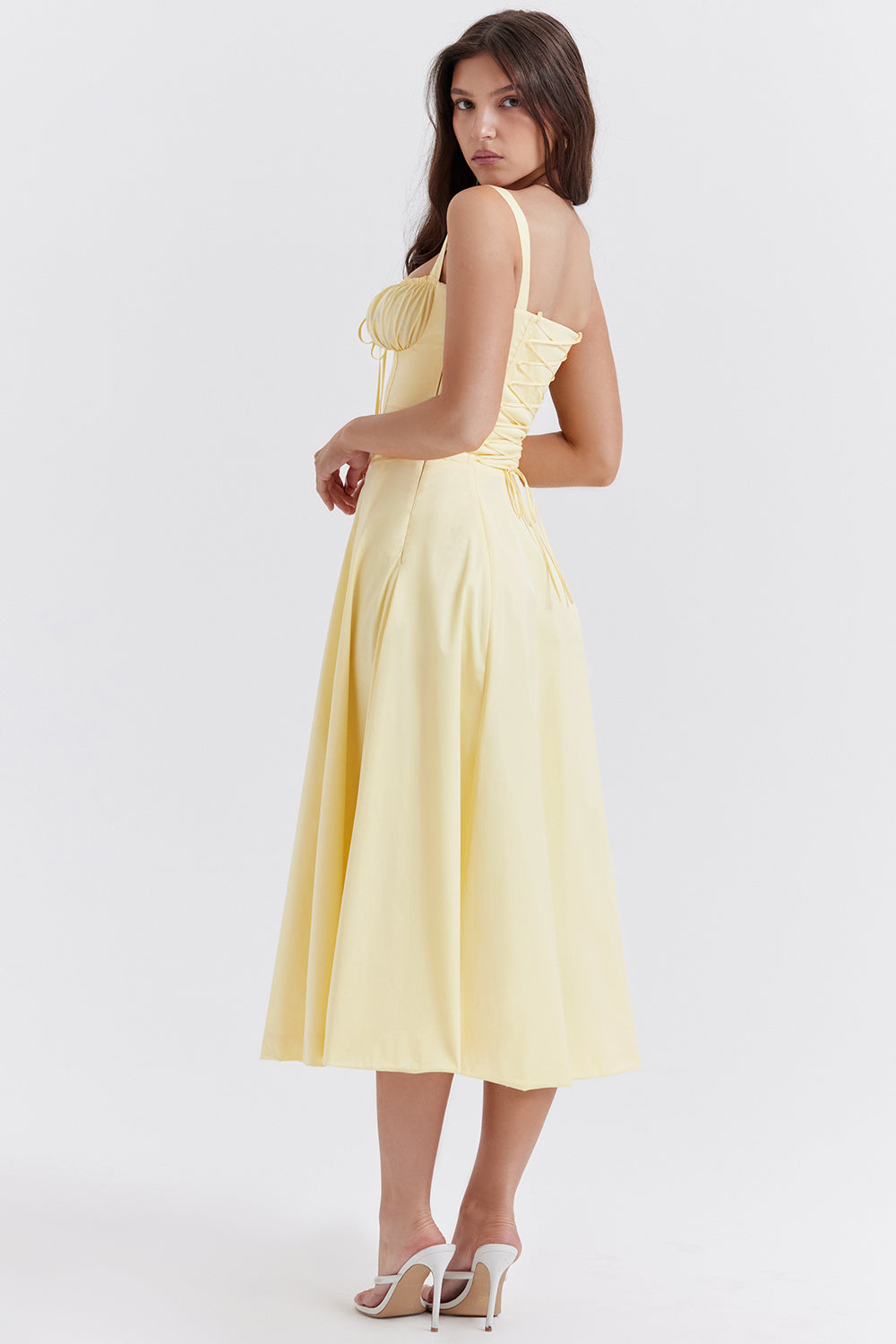 Elegante midi jurk met bloemenprint en aansluitend bovenstuk