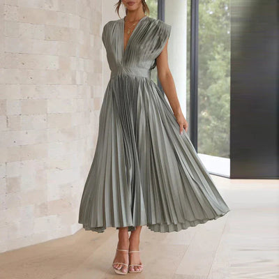 Elegante midi jurk met plooien v hals en korte mouwen