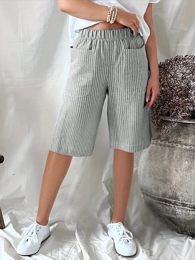 Paula - Losse, casual shorts met retro jacquardstrepen