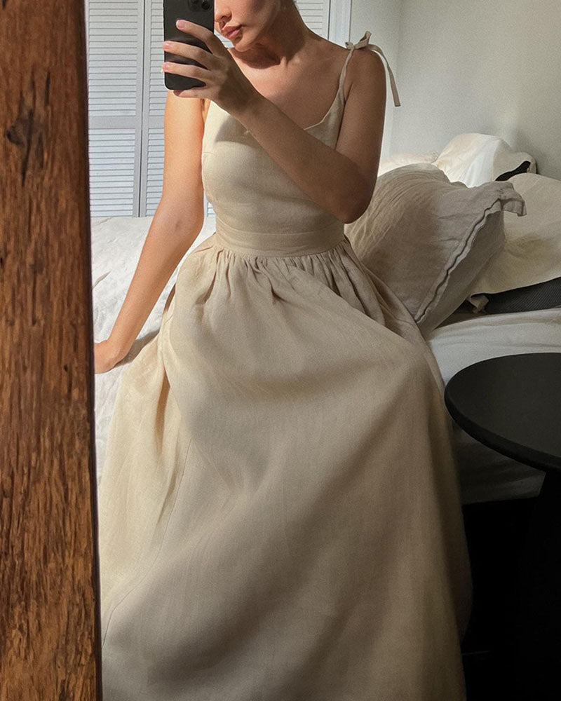 Berta - Elegante strapless jurk met V-halslijn