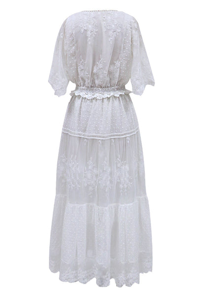 Bohemian maxi jurk met geborduurde details in elegante stijl