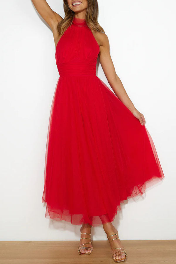 Halter maxi-jurk met geplooide details voor een stijlvolle uitstraling