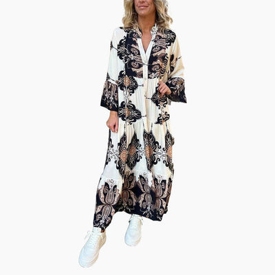 Elegante damesjurk met print en losvallend ontwerp voor een luchtige en stijlvolle look