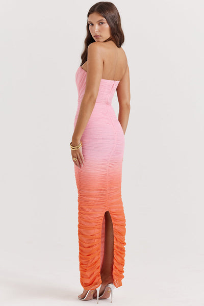 Strapless maxi jurk met speelse ruches en zwierige uitstraling