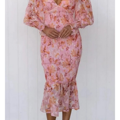 Elegante midi jurk met lange mouwen en bloemenprint