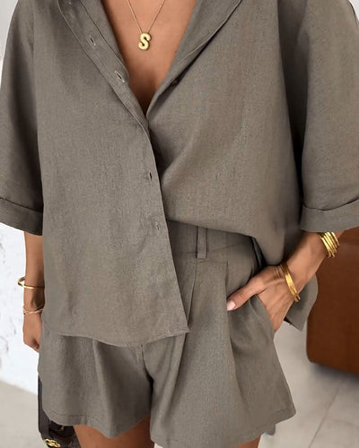 Luchtige dames set met losse blouse en korte broek voor dagelijks gebruik