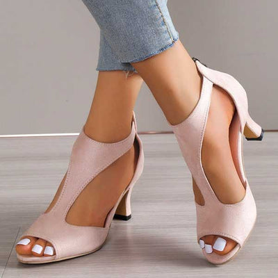Stijlvolle dames schoenen met lage hak en open teen perfect voor een elegante kijk