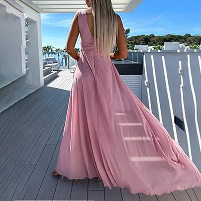 Elegante dames jumpsuit met vloeiende sleep voor feestelijke momenten