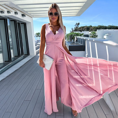 Elegante dames jumpsuit met vloeiende sleep voor feestelijke momenten