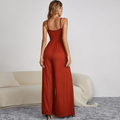 Zomerse dames jumpsuit met smalle bandjes en wijde broekspijpen