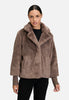 Stijlvolle korte jas in teddy stijl