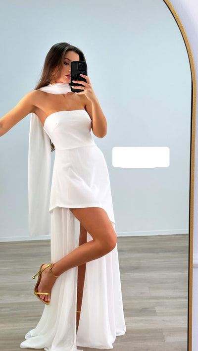 Strapless jurk met dubbele rok en een elegante uitstraling