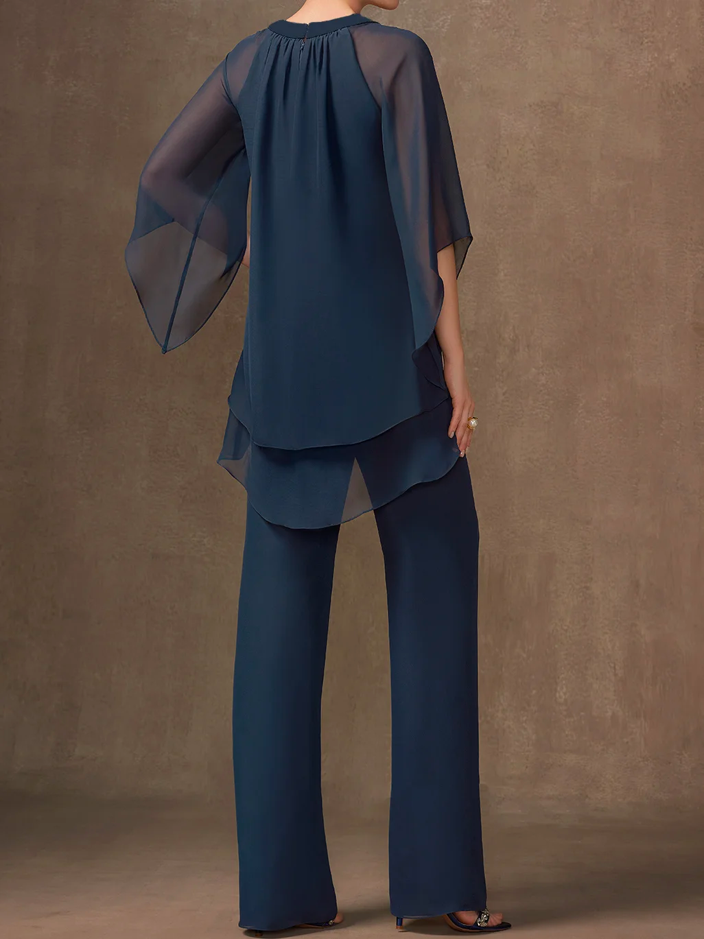 Karla - Urban tweedelige set met elegante ronde halslijn in effen chiffon