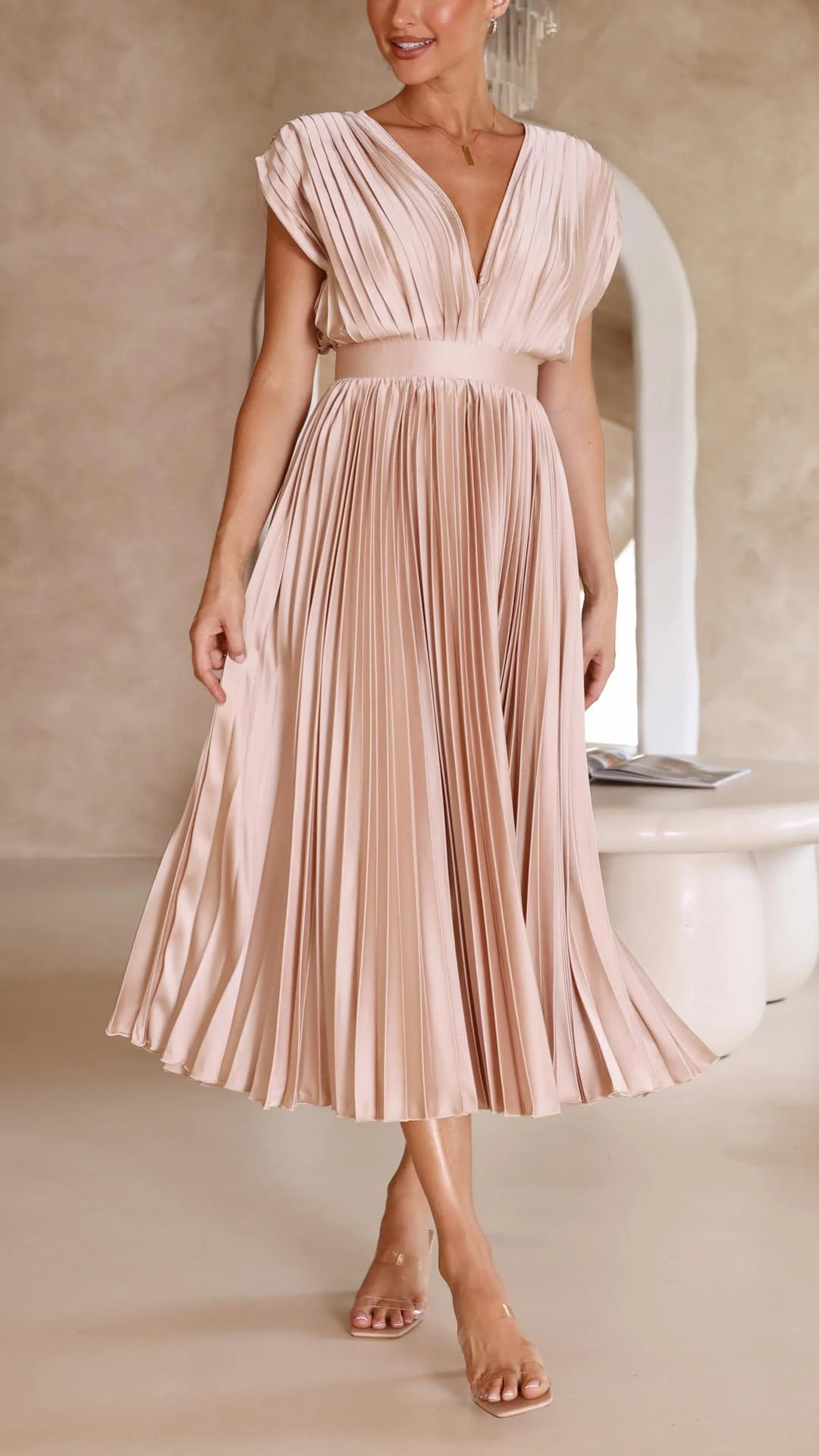 Elegante geplooide midi jurk voor feestelijke momenten