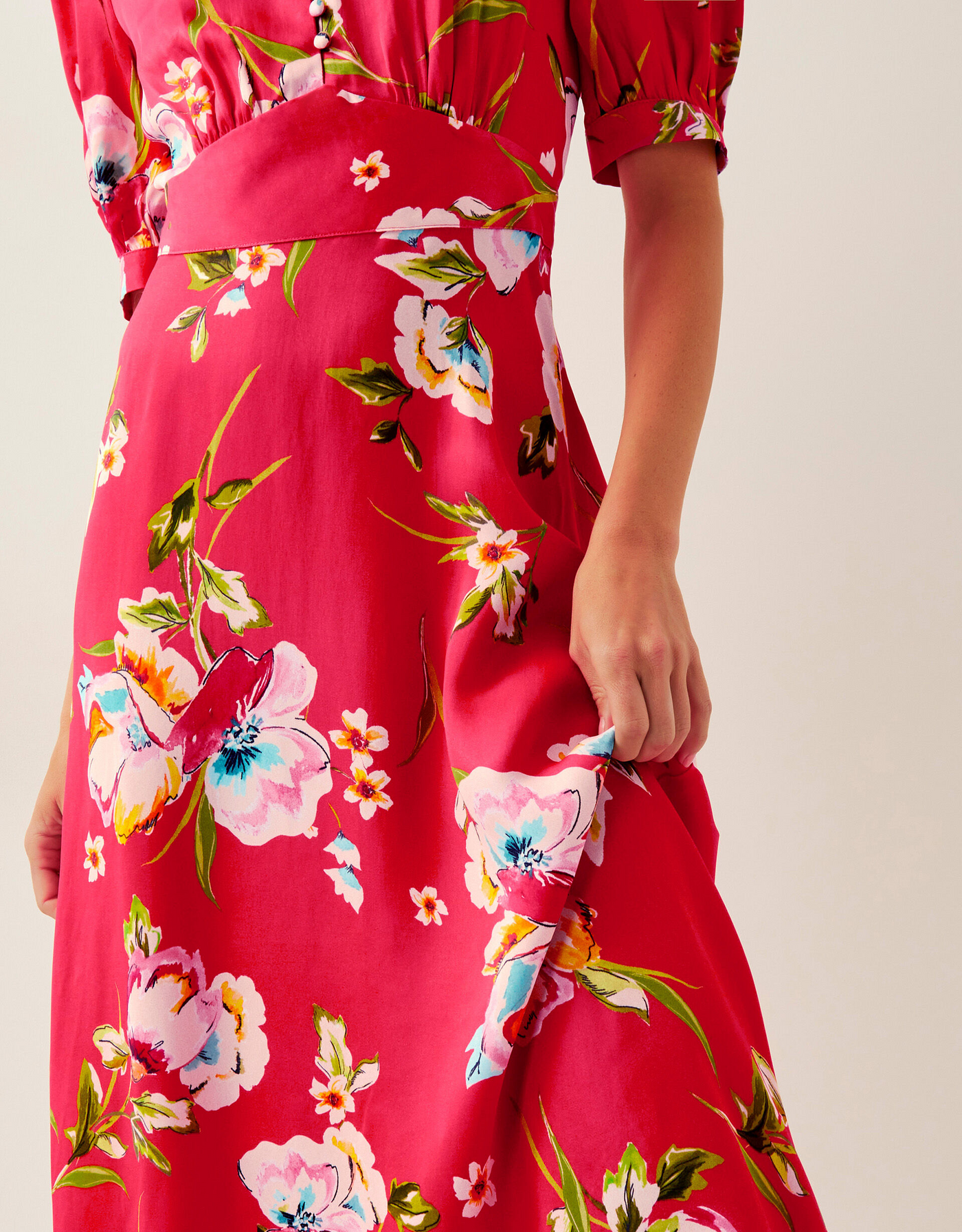 Bloemen midi overhemdjurk met korte pofmouwen
