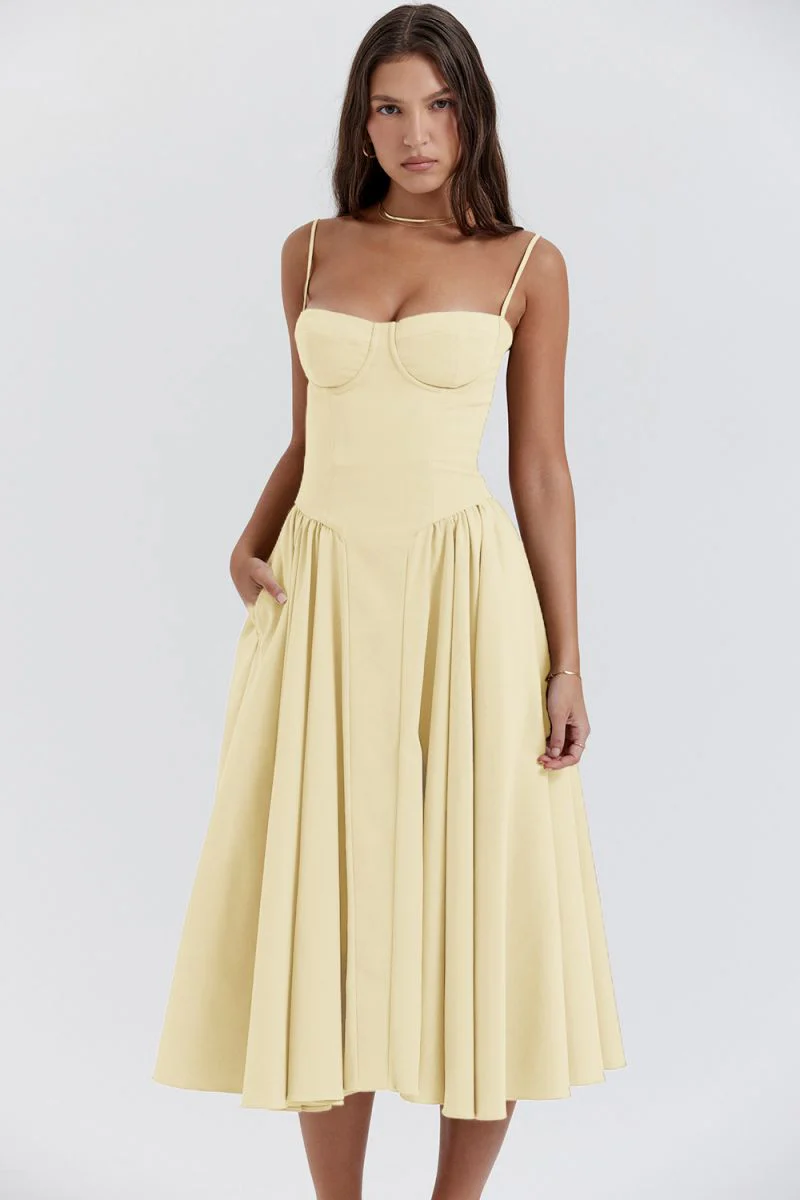 Elegante midi jurk met fijne bandjes voor zomerse dagen