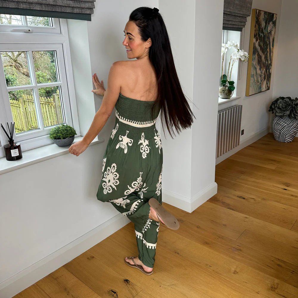 Lange wijde dames jumpsuit met halterstijl bovenkant