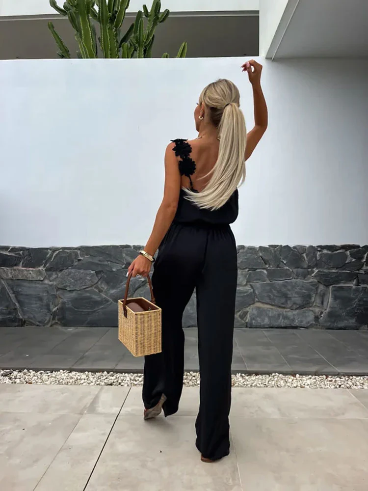 Mouwloze dames jumpsuit met wijde pijpen voor een moderne look