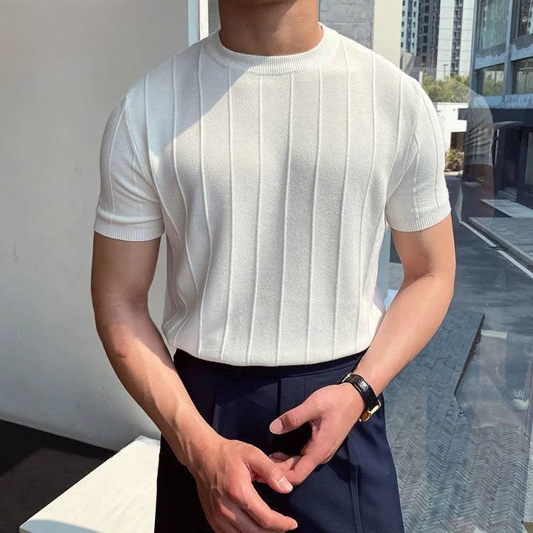 Nonchalant heren T-shirt ontworpen voor een tijdloze en stijlvolle uitstraling